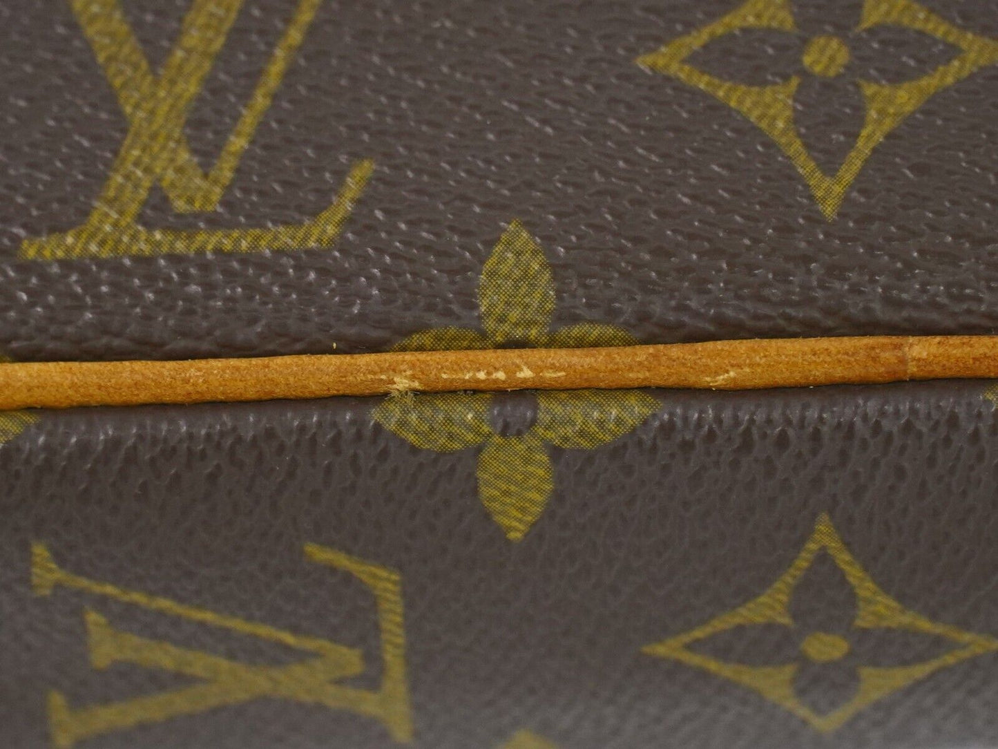 Louis Vuitton Marly Dragonne Clutch