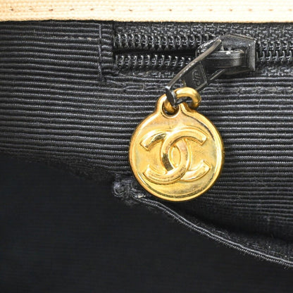 Chanel Logo CC Shoulder Bag