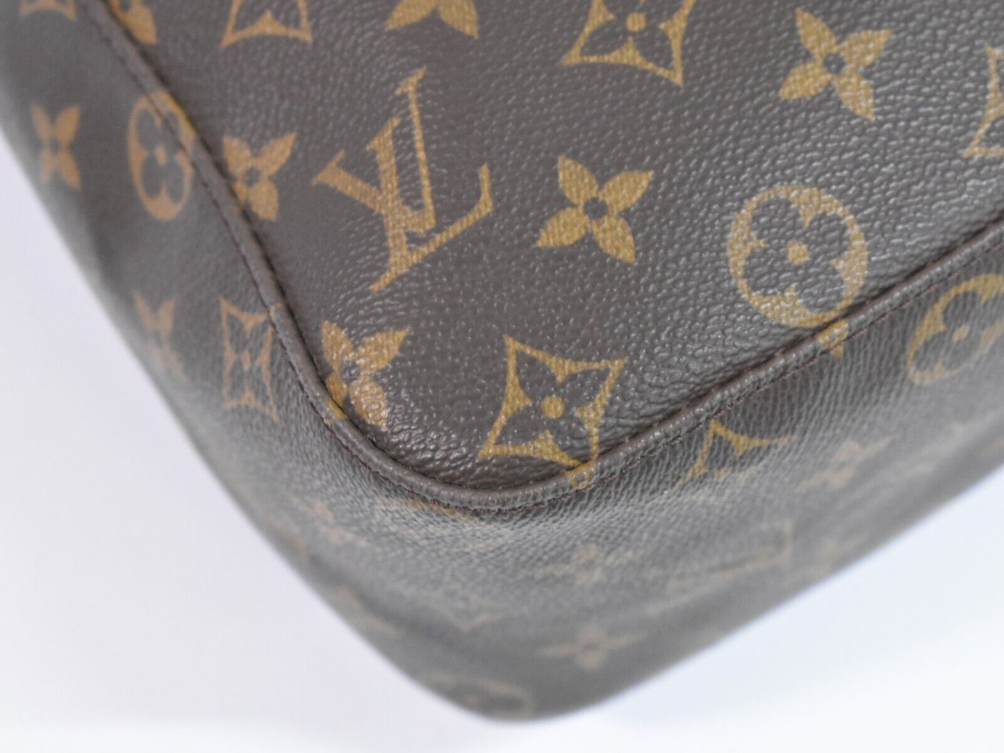 Louis Vuitton Looping GM Shoulder Bag