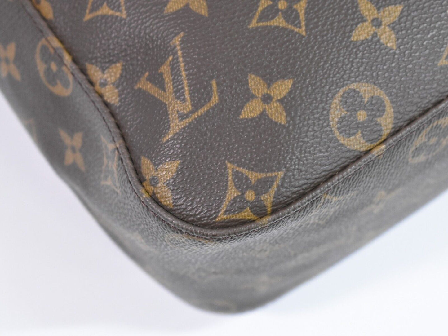 Louis Vuitton Looping GM Shoulder Bag