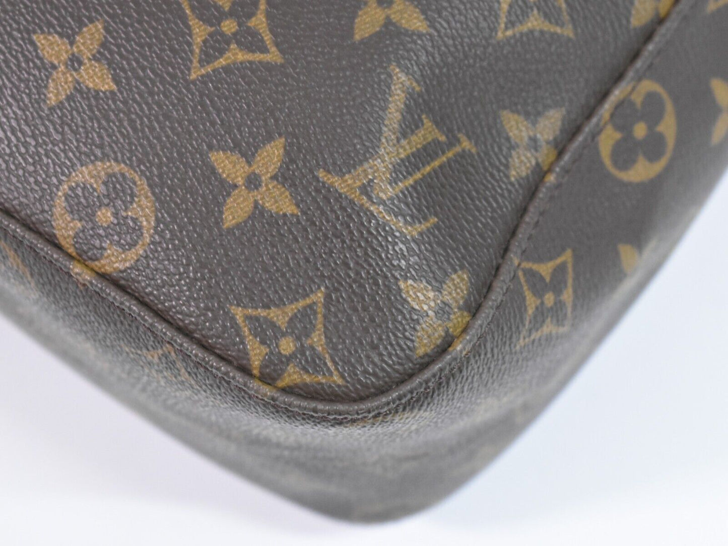 Louis Vuitton Looping GM Shoulder Bag