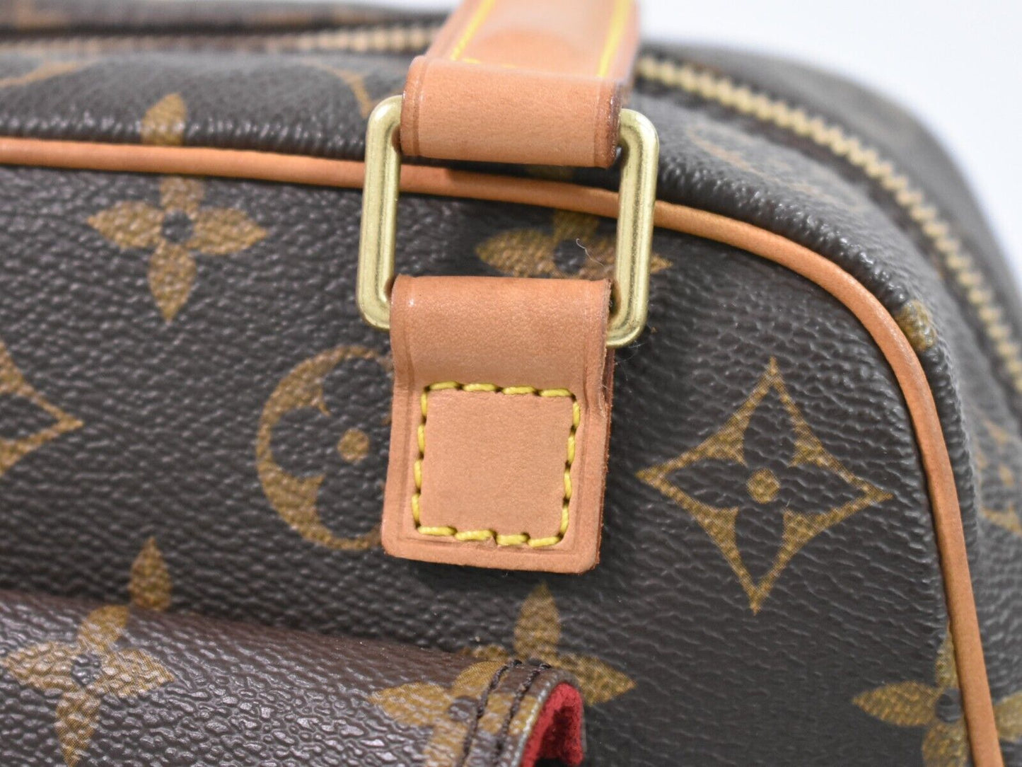 Louis Vuitton Excentri cité Handbag