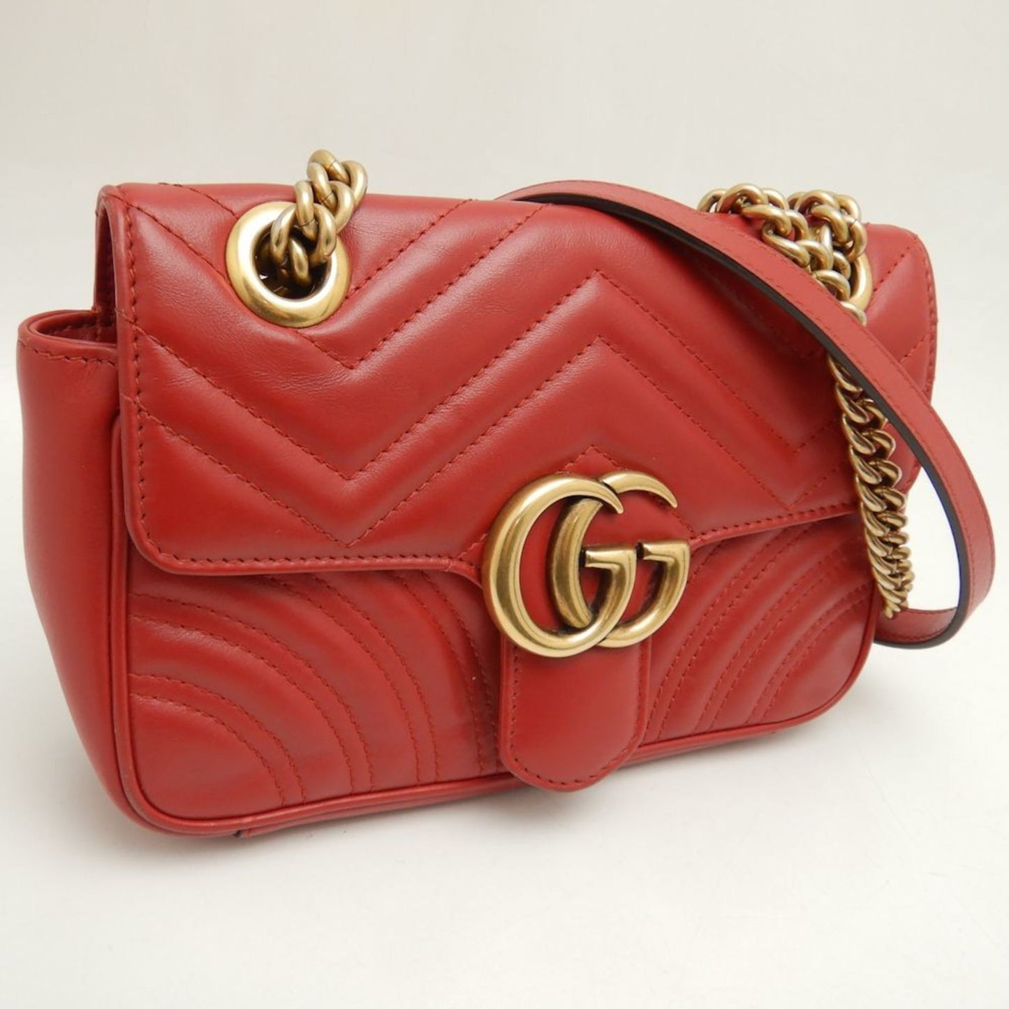 Gucci GG Marmont Shoulder Bag